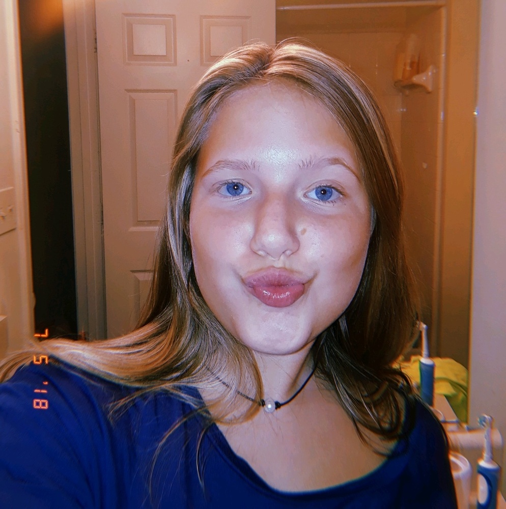 Meet your Posher, Katelyn